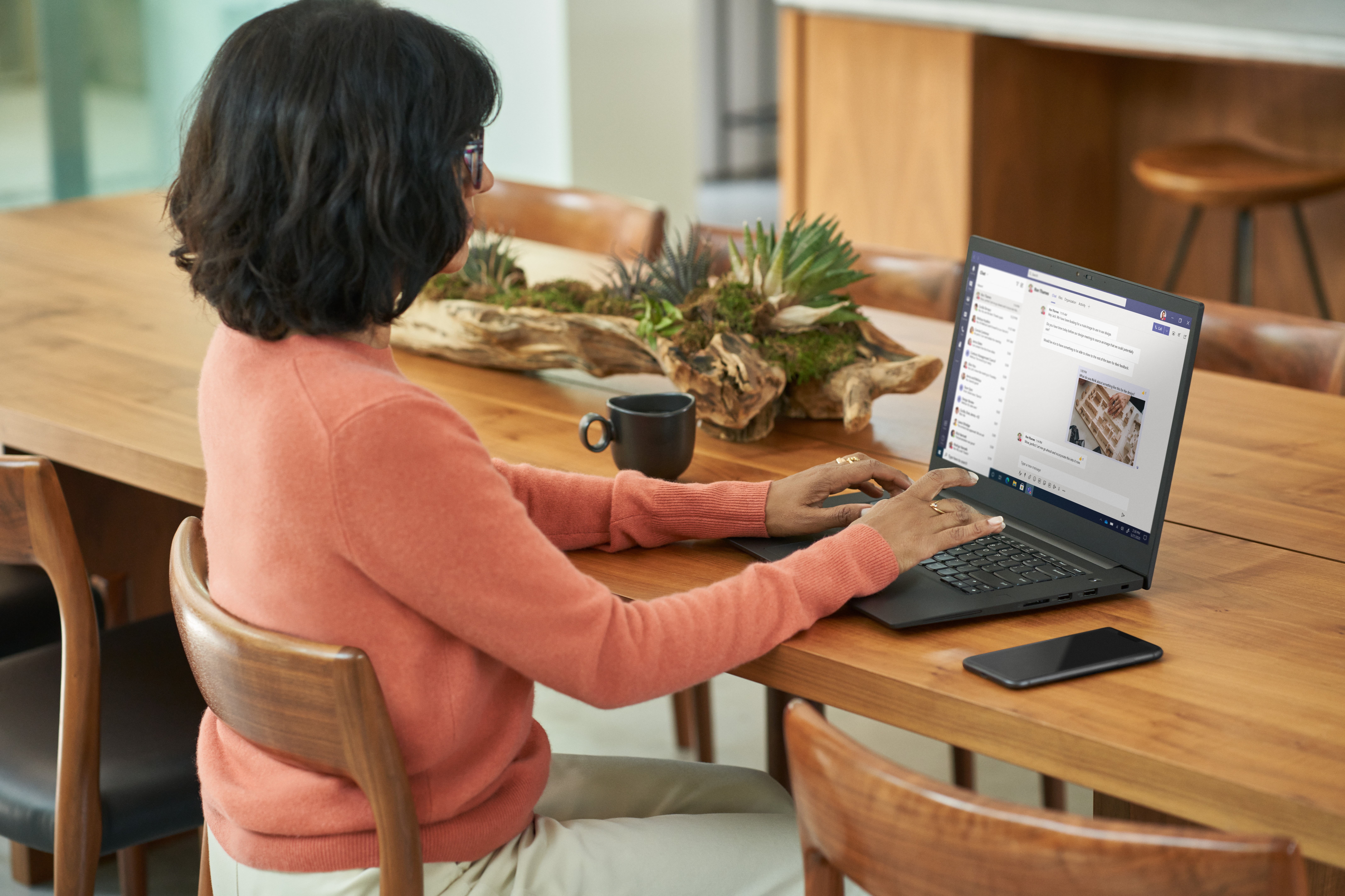 Trabalho híbrido – Precisamos de uma nova abordagem para o envolvimento dos colaboradores